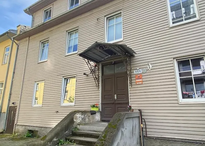 Toompea 2 Bedroom * Tallin